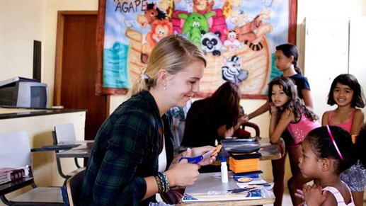 Vapaaehtoistyö Etelä-Amerikassa - Koulussa käynti ei ole kaikille itsestäänselvyys